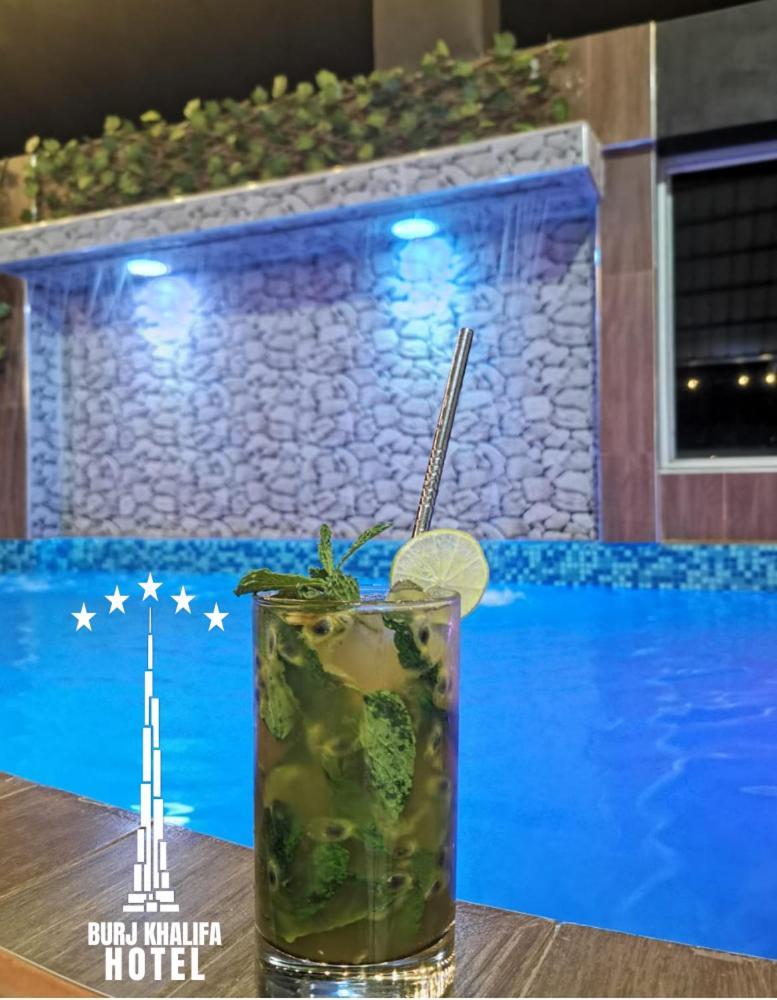 Hotel Burj Khalifa Quillabamba Buitenkant foto